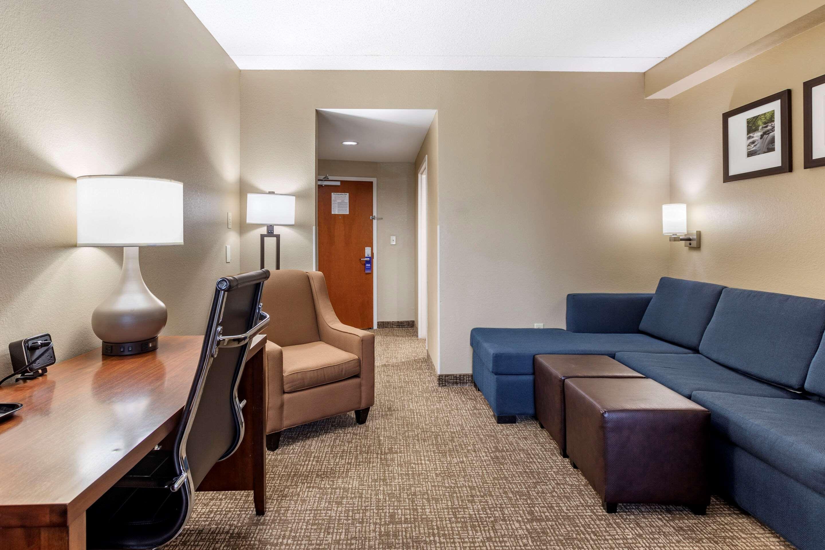 Comfort Suites Manchester Eksteriør bilde