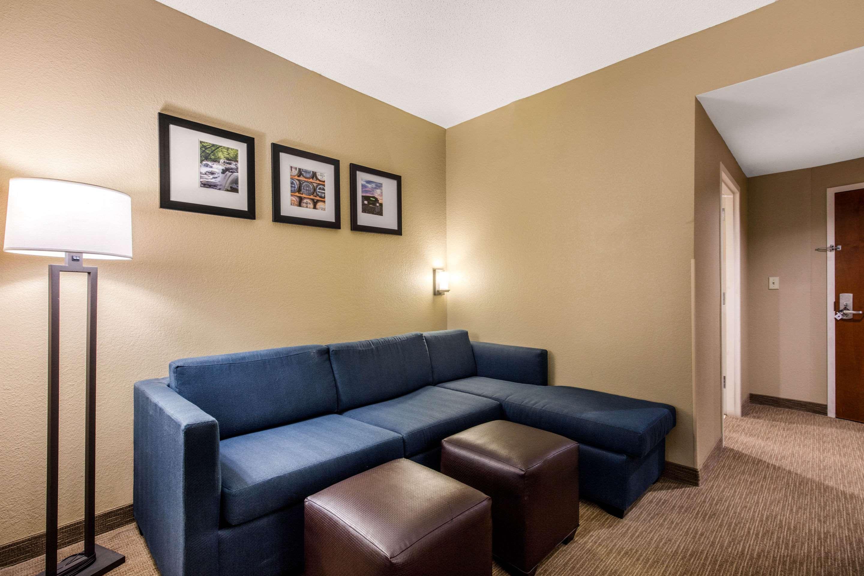 Comfort Suites Manchester Eksteriør bilde