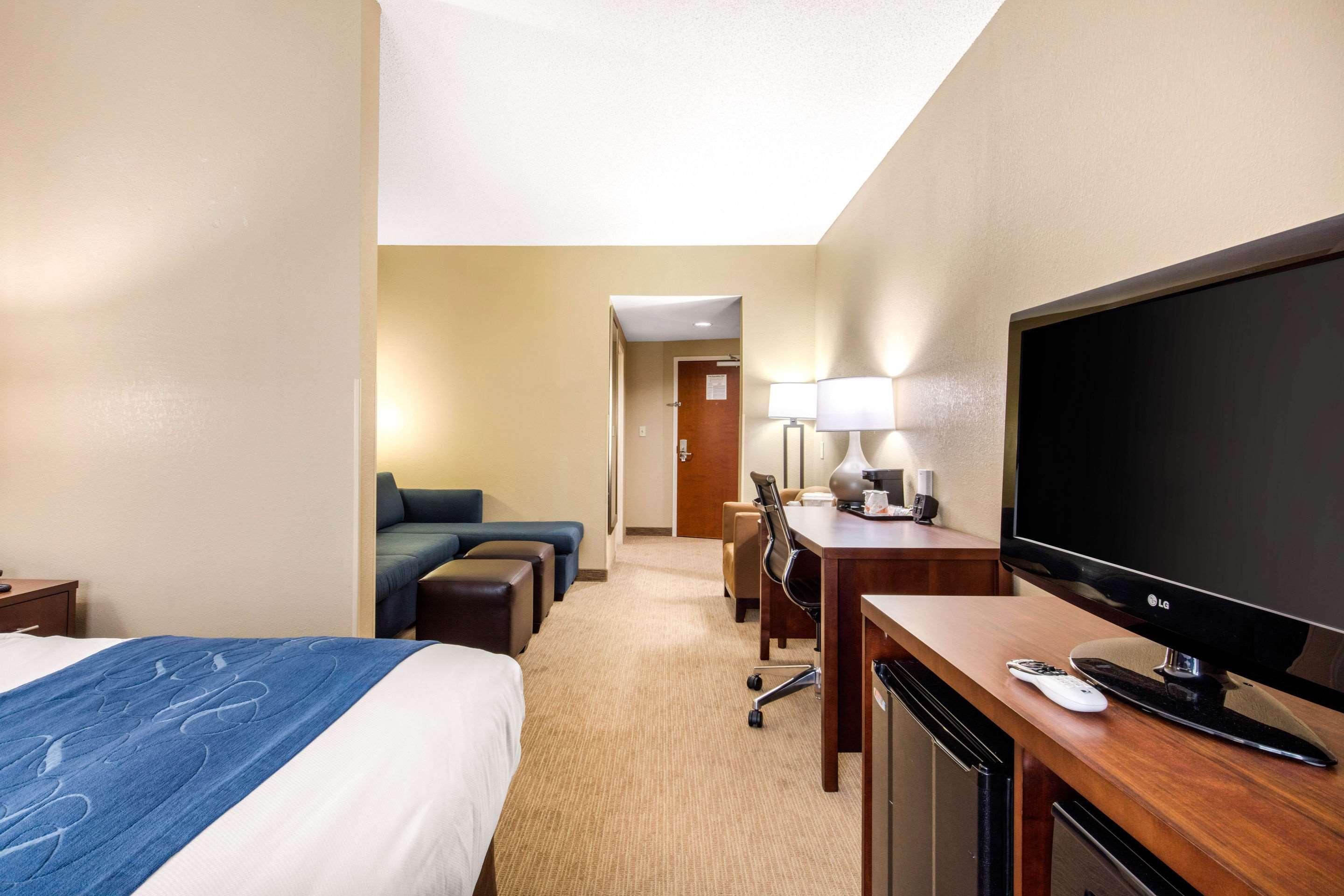 Comfort Suites Manchester Eksteriør bilde