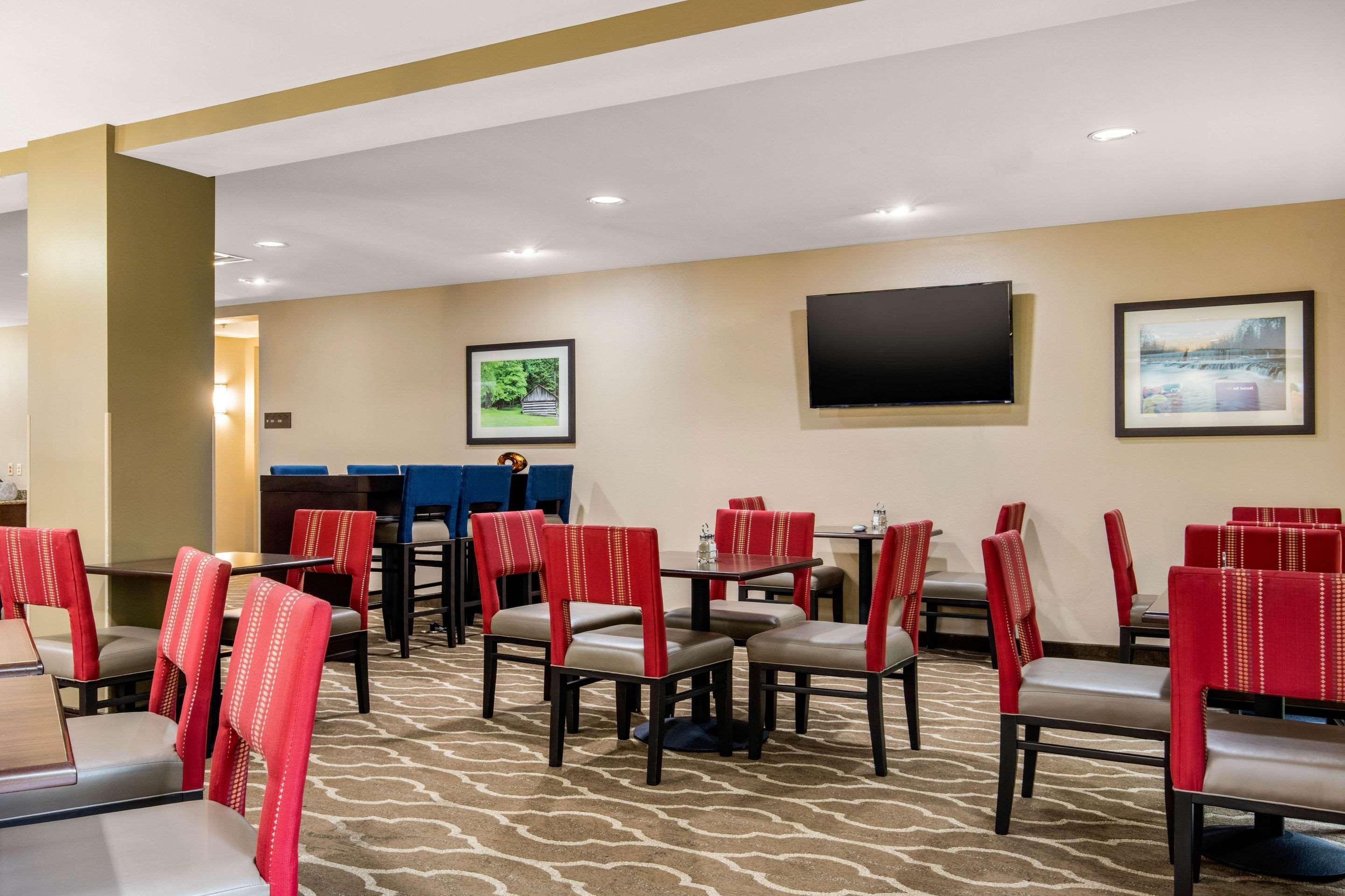 Comfort Suites Manchester Eksteriør bilde