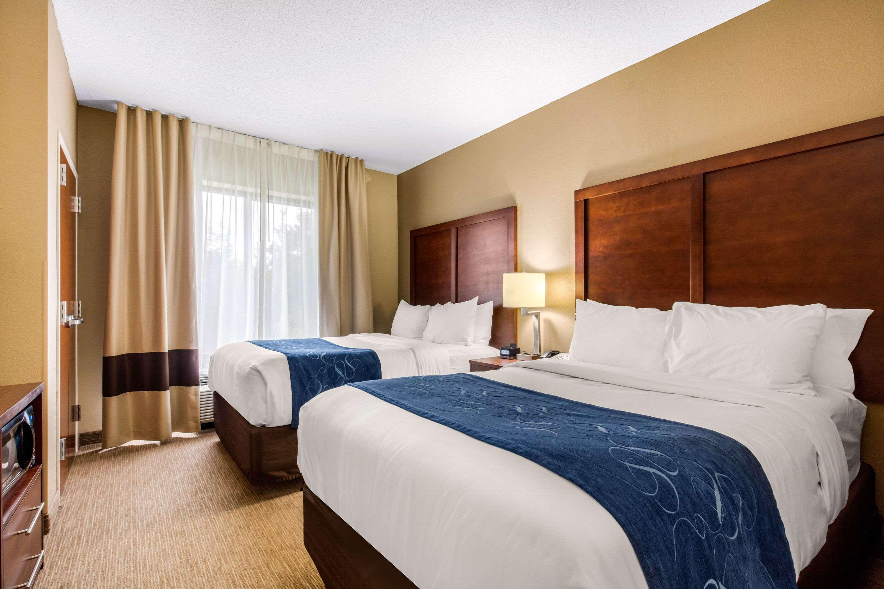 Comfort Suites Manchester Eksteriør bilde