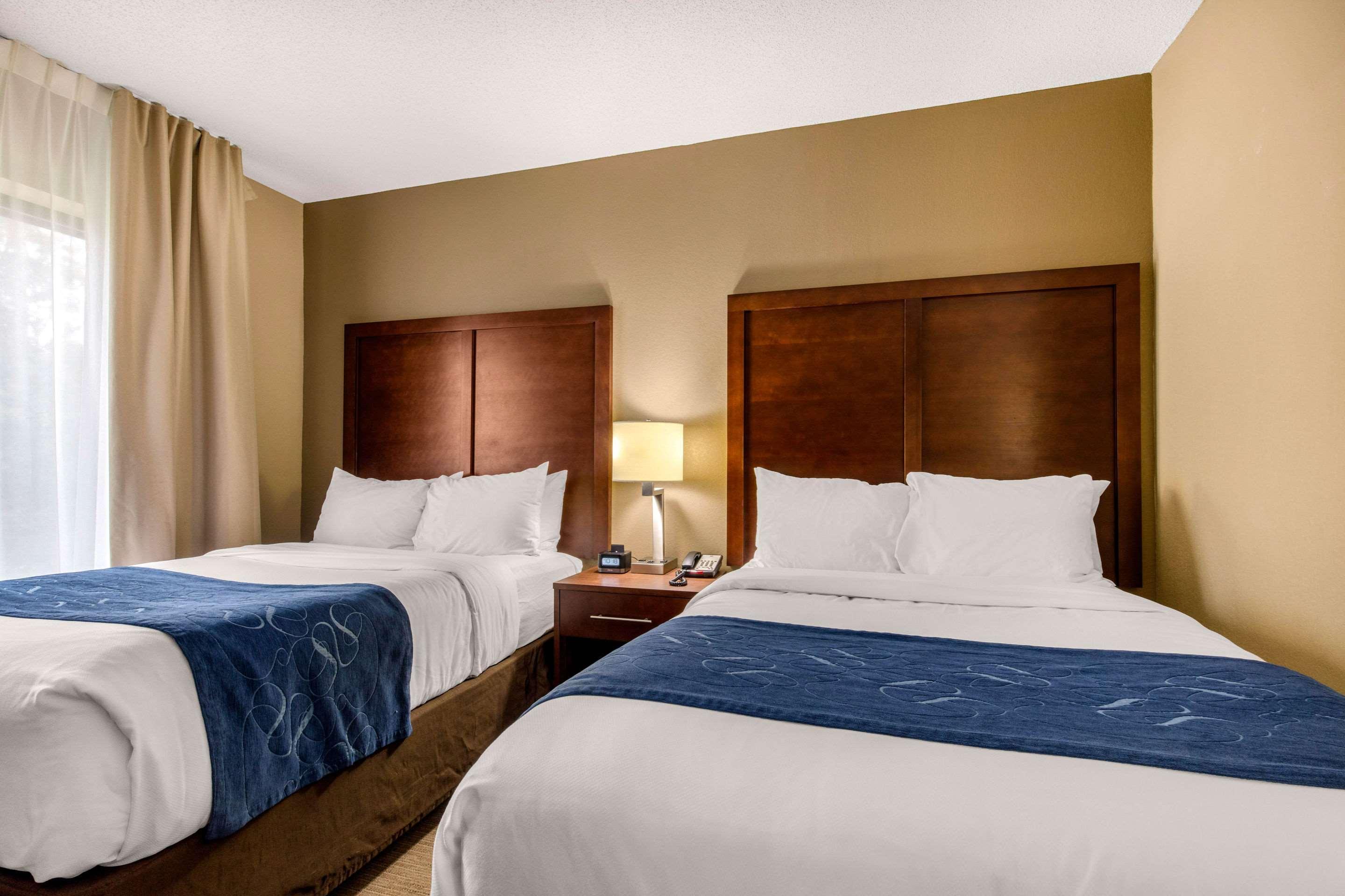 Comfort Suites Manchester Eksteriør bilde